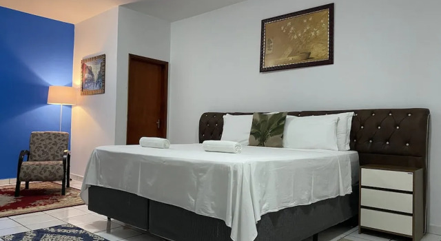 Номер Deluxe B & A Suites Inn