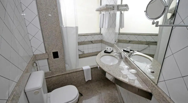 Трёхместный номер Deluxe San Raphael Hotel