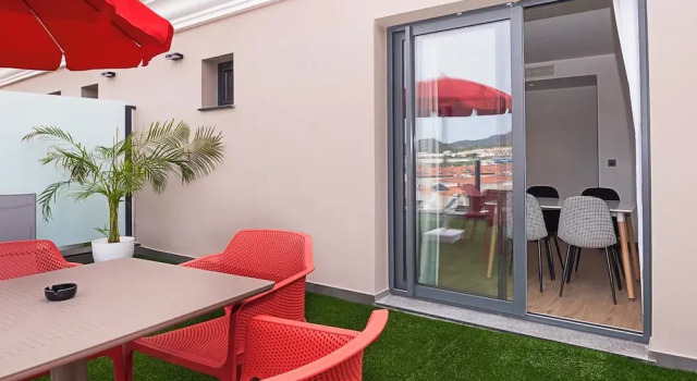 Семейный люкс Sercotel Plana Suites
