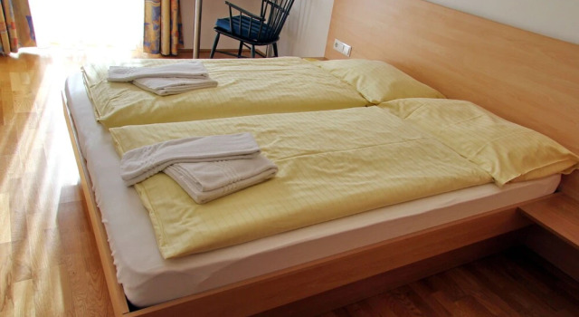 Апартаменты c 1 комнатой с балконом и с видом на город Apartmenthotel Schillerhof