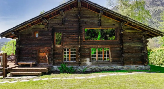 Шале 4BR Traditional Chalet BBQ + Fireplace + View