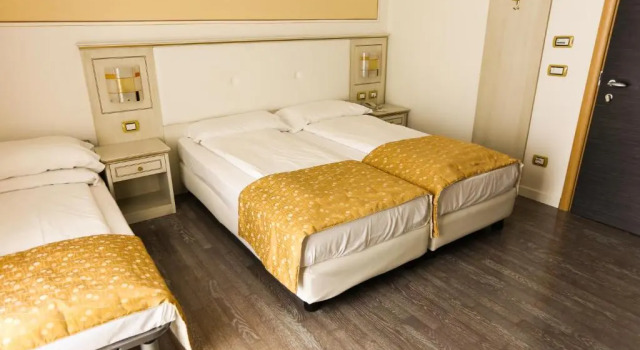Трёхместный номер Standard с видом на сад Hotel Lido Blu - Surf & Bike