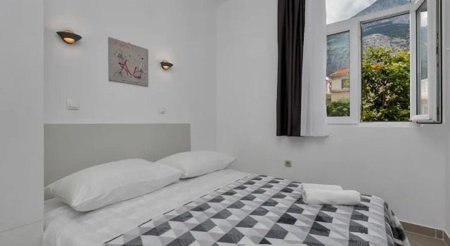 Apartment Petar with terrace, Забронировать Апартаменты/квартира Апартаменты Макарска, рядом с Набережная Рива (Макарска), Апартаменты/квартира