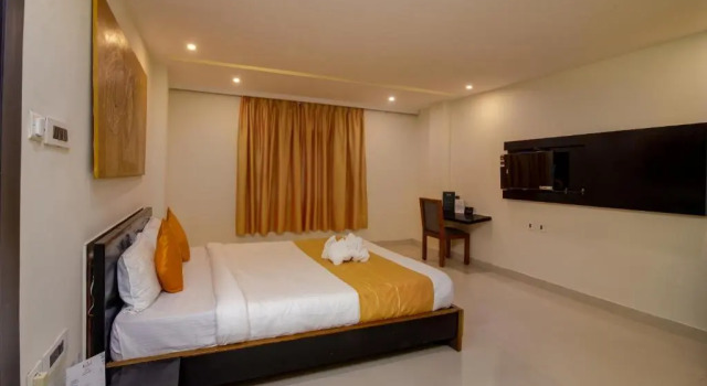 Номер Standard Muscatel Yavachi - 400 Mts from MG Marg