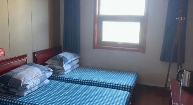 Трёхместный номер Standard с красивым видом из окна Yuntai Villa (Huayin Shanding Beifeng)