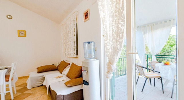 Nice Apartment in Osobljava With Wifi and 2 Bedrooms