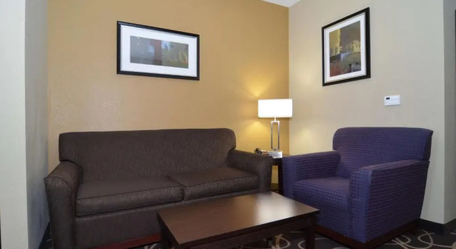 Люкс Best Western Plus Kenedy Inn
