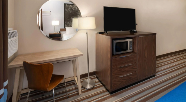 Super 8 by Wyndham Longmont/Twin Peaks, Buchen Sie Gasthaus Motels in Longmont, Motel