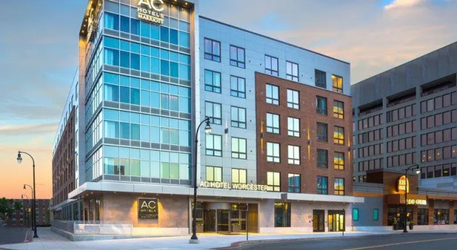 Люкс AC Hotel by Marriott Worcester