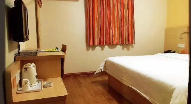 Номер Business 7Days Inn ZunYi Railway Station