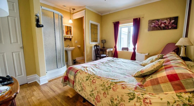 Auberge Le St-André Inn, Rezervasyon Pansiyon / Hostel Terrebonne Rive-Nord