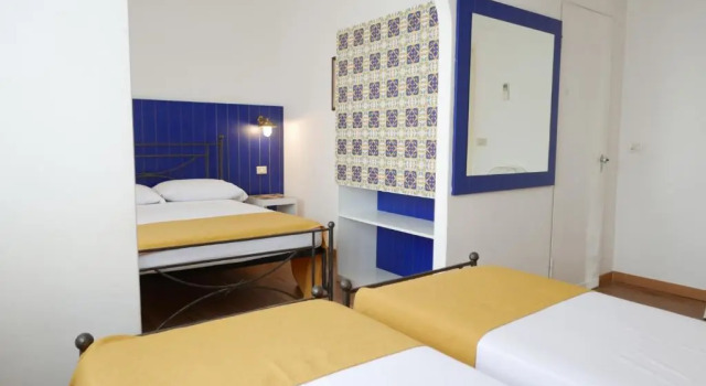 Семейный номер Standard с видом на море Hotel Torre Dei Borboni
