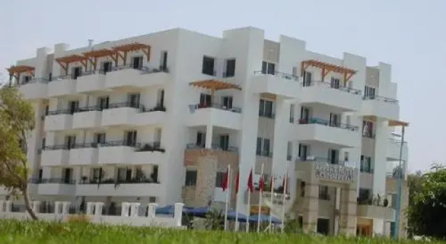 Полулюкс Golden Beach Apparthotel