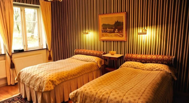 Kronovalls vinslott, Prenota Castello Hotel a Gotaland con parcheggio, Parcheggio