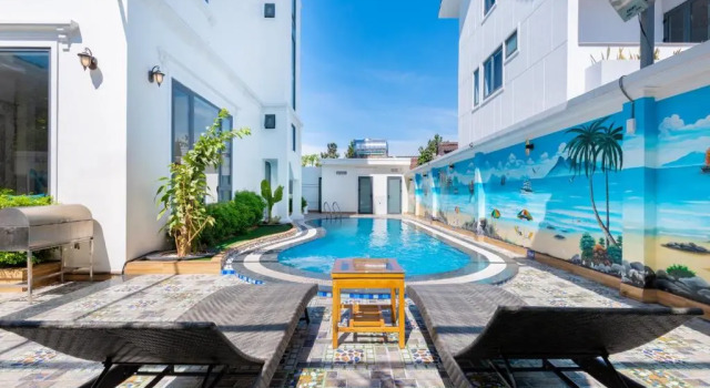 Вилла Hoàng My Villa C2-52 Free Hồ bơi, Bida, Karaoke, Thang máy