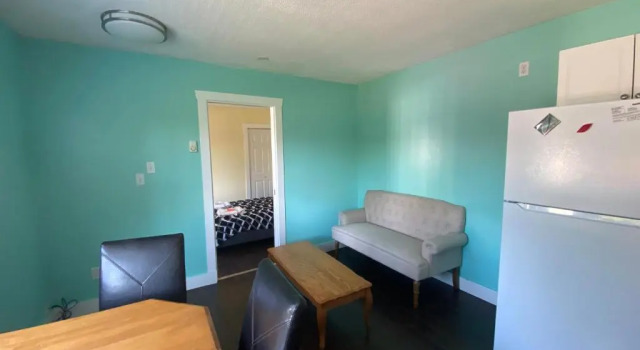#0002 Quadra Suite, Book Hotel Saanich Vancouver island