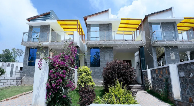 OYO 14576 Sushmika Villas