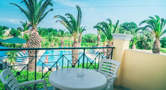 Студия Morfeas Hotel