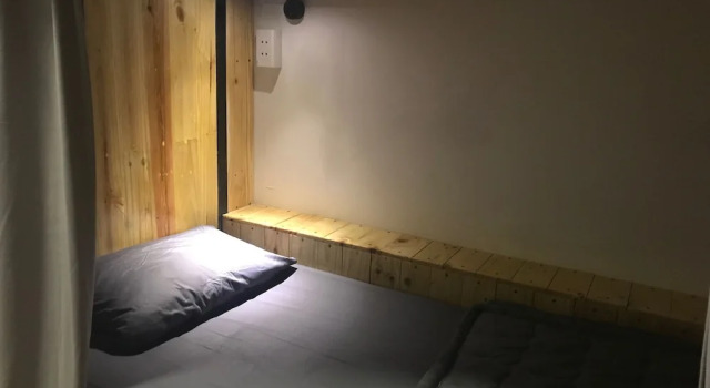 Кровать в общем номере Wanderlust Saigon Hostel