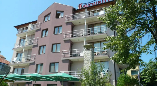 Favorite Hotel, Varaa Hotelli Hotellit Varna region uima-altaalla, Uima-allas