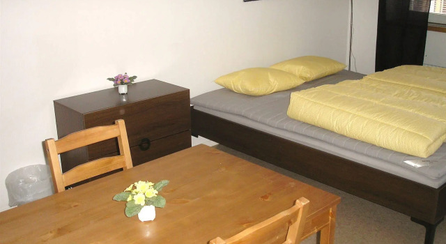 Helsingborgs Vandrarhem, Helsingborg Hostel, Забронировать Хостел Отели Хельсингборга с парковкой, рядом с Campus Helsingborg, Парковка
