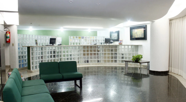 Savassi Village, Забронировать Отель Отели Бело Хоризонт с парковкой, рядом с Minas Gerais Treasure Department, Парковка