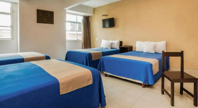 Четырёхместный номер Standard Hotel Trianon