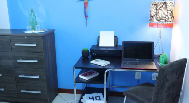 Casa CorAll Quartos e Suíte Wi-Fi 150m Mar
