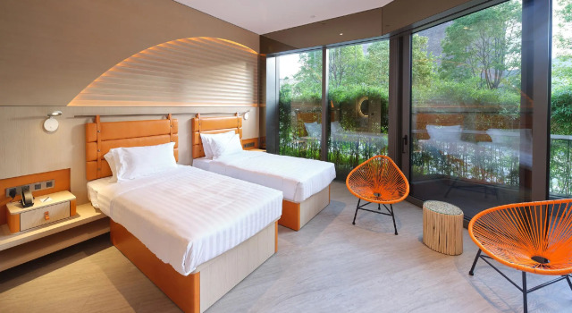 Номер Deluxe с балконом WM Hotel Hong Kong, Vignette Collection
