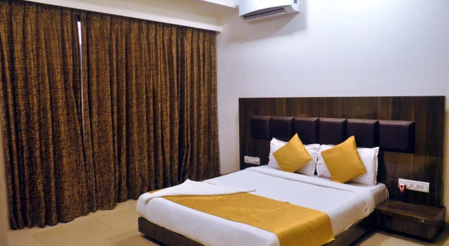 Двухместный номер Deluxe с видом на город Отель The Best Hotel Mumbai