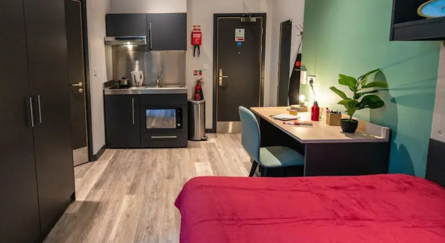Студия Superior Sherbourne Student Village