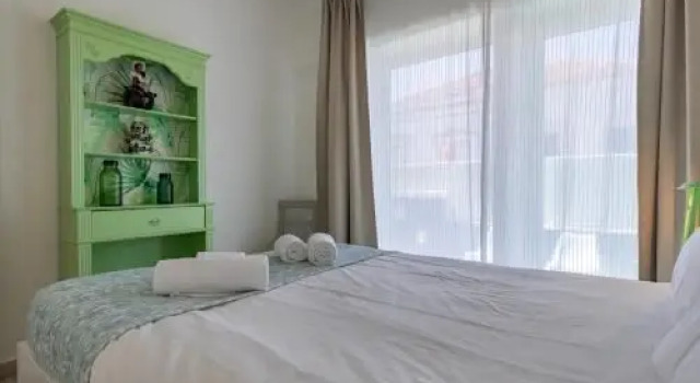 Mom's House Surf & Family, Забронировать Отель Отели Алмада 3 звезды, 3*