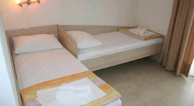 Ivo - sea View - A1, Rezerwuj Hotel Hotele w Split-Dalmatia County z parkingiem, Parking