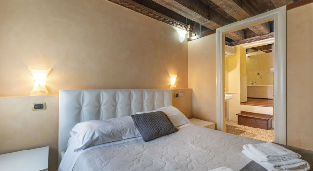 Апартаменты Prestige Doge Morosini Palace by Wonderful Italy