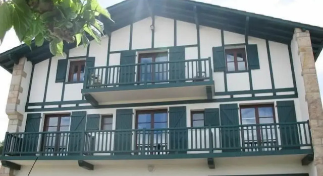 Hotel Mendionde, Reserva ahora Hotel Saint-Pée-sur-Nivelle 