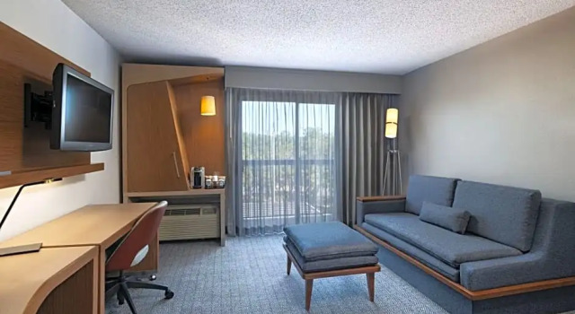 Номер Standard Courtyard by Marriott Austin The Domain Area