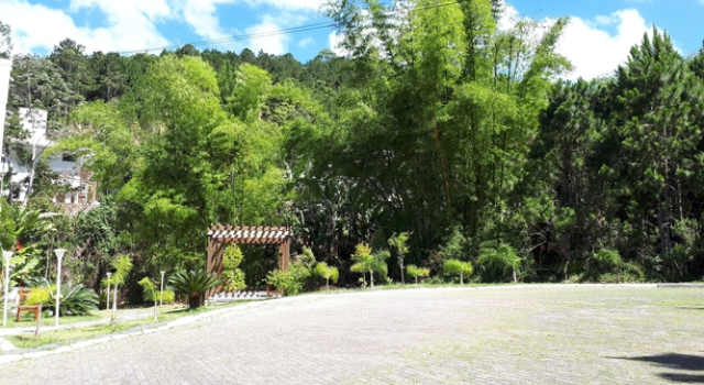 Rumis Café e Hostel, Забронировать Хостел Хостелы Канашвиейраш, Хостел