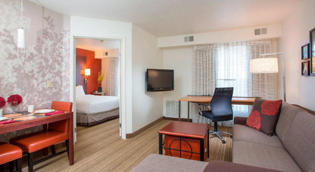 Двухместный люкс c 1 комнатой Residence Inn Phoenix Glendale/ Peoria