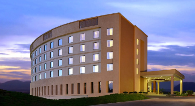 Fortune Select Grand Ridge, Book Hotel Tirupati Andhra Pradesh