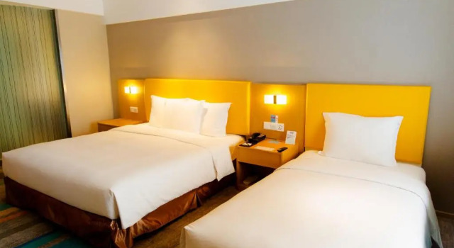 Трёхместный номер Standard Holiday Inn Express Xi'an Qujiang South by IHG