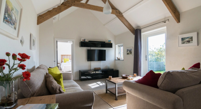 The Dairy - Luxury Cottage, Hot Tub and Summer House, Countryside Views, Pet Friendly, Забронировать Дом для отпуска Лампитер Велфри Южный Уэльс