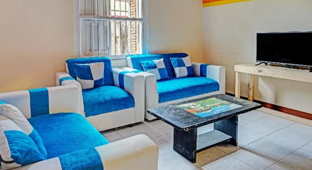 Ngajeng Peken Home Stay
