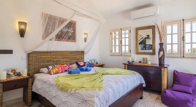 Holiday Home Casa Roberts, Rezerwuj Dom wakacyjny Hotele w Algarve z parkingiem, Parking