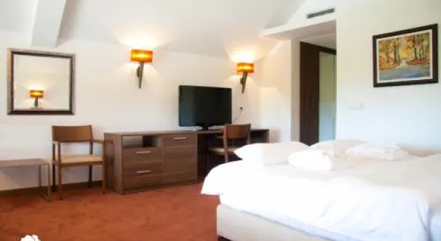 Hotel Danubia Park, Buchen Sie Hotel Veliko Gradište 