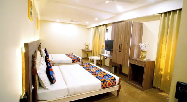 Люкс Deotel Inn Pithampur by JMC