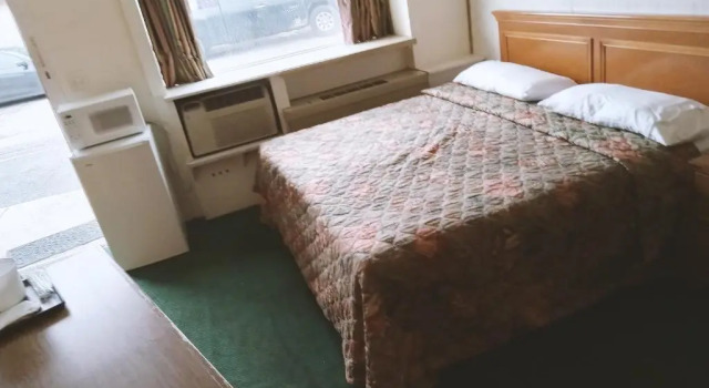 Blue Way Inn And Suites Winfield, Book Hotel Hoteller i Winfield med parkering, Parkering