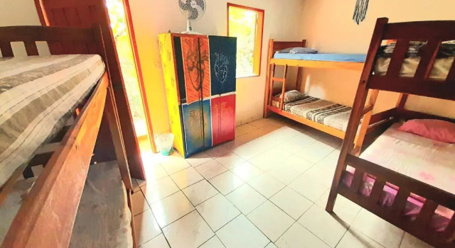 Кровать в общем номере Multiverso Hostel