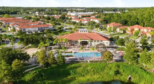 Коттедж Upstay: Resort Villa w Pool & Cinema Near Disney