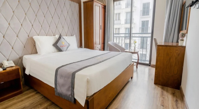 Двухместный номер Superior с балконом Royal Charm Hotel