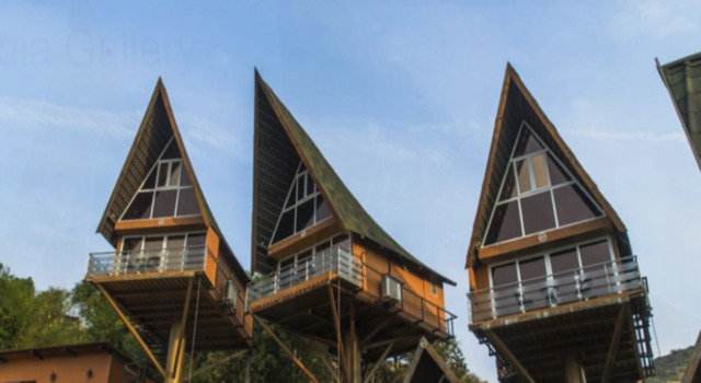 Rumourss Sky Villa & Resort, Забронировать Курортный отель Отели штата Махараштры 3 звезды, 3*